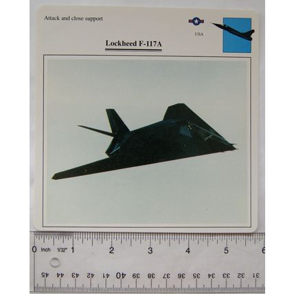 Lockheed F-117A - USA - Attack & Close Support - Collectors Club Card
