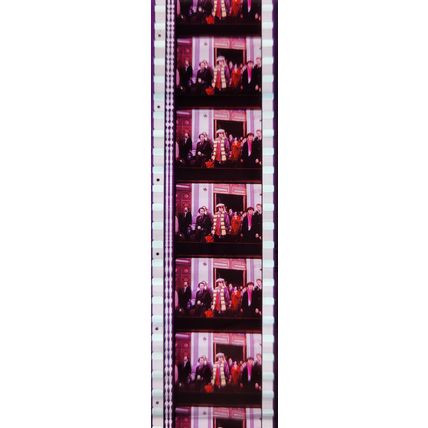 Pk DAU - J - MIX - a 015o. 1 STRIP OF 5 - 35MM FILM CELLS. (E J )