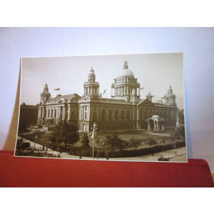 CITY HALL, BELFAST, Co. Antrim, NORTHERN IRELAND unused postcard Judges =