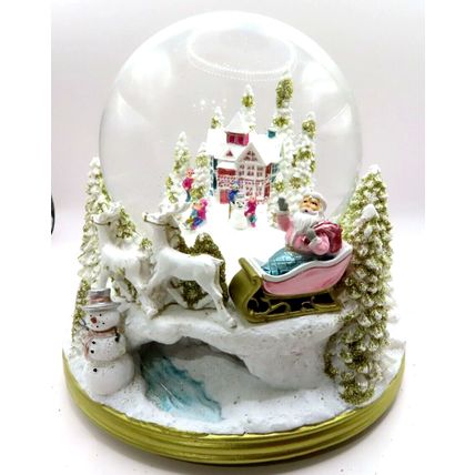 Winter Wonderland Snow Globe Glitter with Santa & Snowman 17 CM Christmas Gift