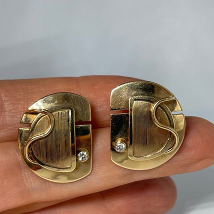 NOT SCRAP 14K GOLD SIGNED DESIGNER Diamond Earrings! mAKE Offer welcome!