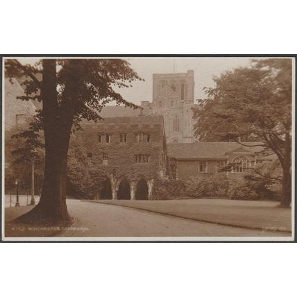 Winchester Cathedral, Hampshire, 1917 - Judges RP Postcard