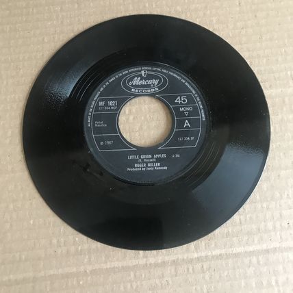 ROGER MILLER - Little green apples - Our little love - MF-1021