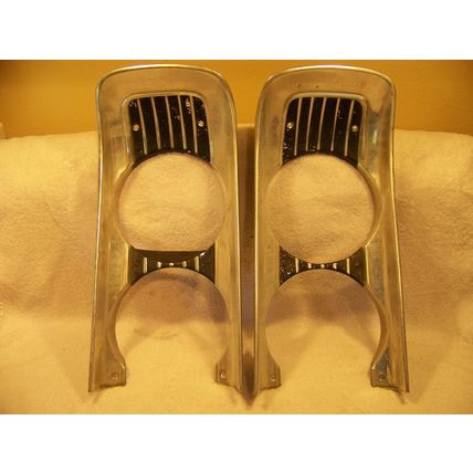 1970 PLYMOUTH FURY HEAD LIGHT BEZELS