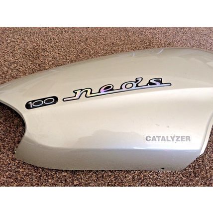 YAMAHA NEOS YN50 OS RH RIGHT SIDE REAR FAIRING PANEL & fits MBK OVETTO