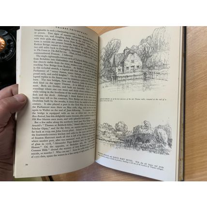 1945 THAMES TRIUMPHANT SIDNEY R JONES ILLUSTRATED HARDBACK BOOK (P4)