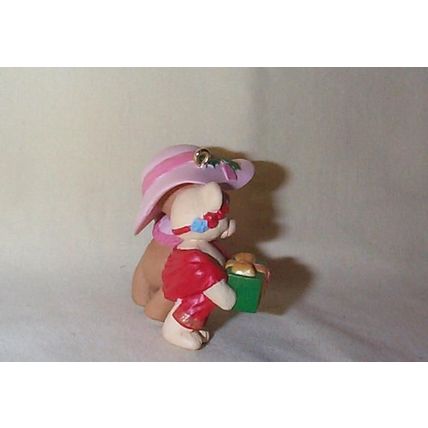 Hallmark Keepsake Ornament - - Sister To Sister - - 1996 - - QX5834 - - In Box