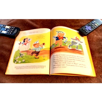 Old Vintage Little Golden Book Bugs Bunny Birthday (C) Edition 1950