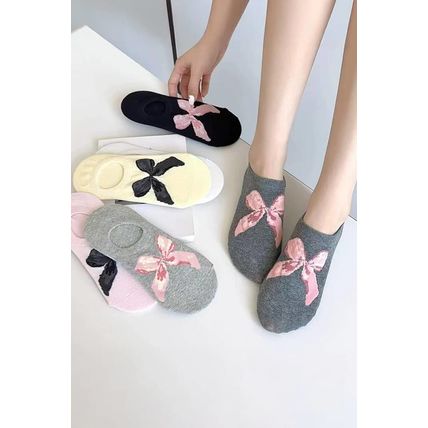 Gray Bow Knot Soft No Show Socks