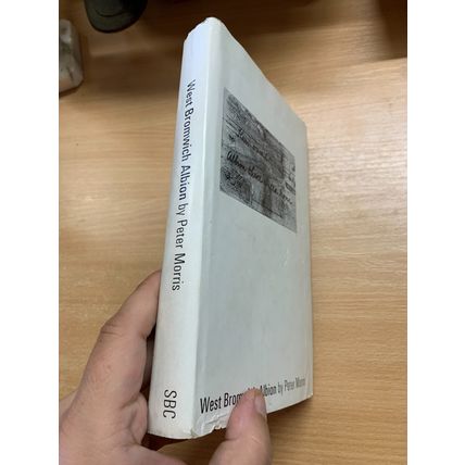 1966 "WEST BROMWICH ALBION" FOOTBALL SOCCER SPORTSMAN BOOK CLUB HB BOOK (P3)