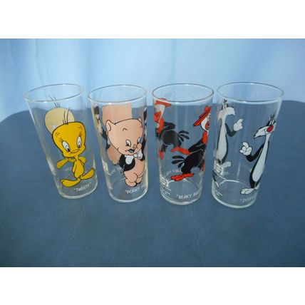 4 VTG Glasses Warner Brothers Pepsi 1973 Porky Sylvester Tweety Beaky Buzzard