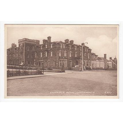 The Stotfield Hotel Lossiemouth Postcard Moray B4117