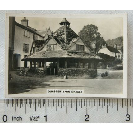 Senior Service Sights of Britain 2nd No. 36 Dunster Yarn market