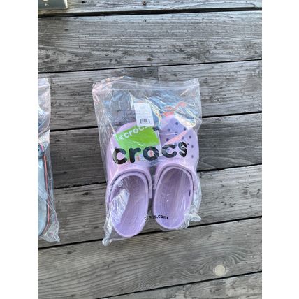 Crocs unisex classic clogs new womans 10 mens 8 roomy fit, 3 pairs
