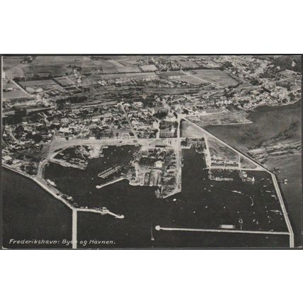 Byen og Havnen, Frederikshavn, c.1920s - Søren Engsigs Foto Brevkort