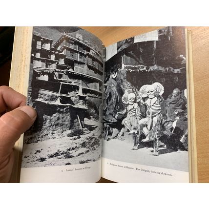 1956 ANDRE MIGOT "TIBETAN MARCHES" ILLUSTRATED VINTAGE HARDBACK BOOK (P3)