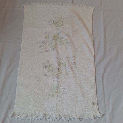 Vintage SAYCO Screen Prints BATH HAND TOWEL Green Rose Flowers 25" x 16"
