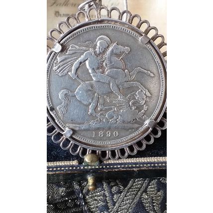 Antique Vintage Victorian 1890 Extremely Large and Heavy Queen Victoria Pendant