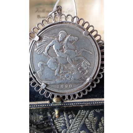 Antique Vintage Victorian 1890 Extremely Large and Heavy Queen Victoria Pendant