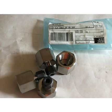 NEW LOT 4 Parker 338-1610-ND fittings 1/2NPT to CPI,EC