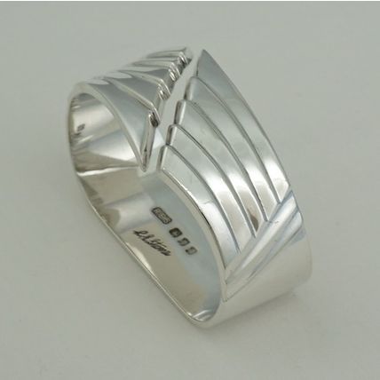 Robert Edgar Stone Napkin Ring, Sterling Silver, London 1955, 58mm, 50g.