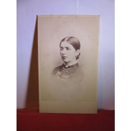victorian photograph CDV a young lady . Photo by unknown =