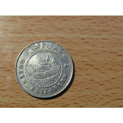 Queen Elizabeth 2 25c Mayfair Maritime Token (e567)