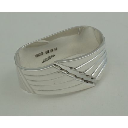 Robert Edgar Stone Napkin Ring, Sterling Silver, London 1955, 58mm, 50g.