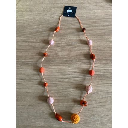 Long wooden and cotton beads necklace