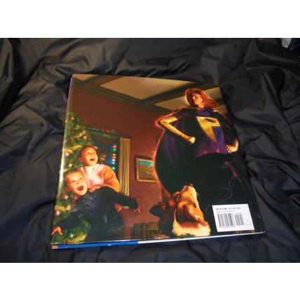 SUPERHERO CHRISTMAS by STAN LEE! HC Book! $25.00 shipped! MINT!!