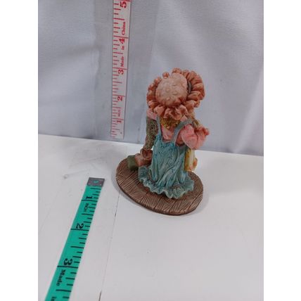girl with cat and dress figurine 4 inch vintage good