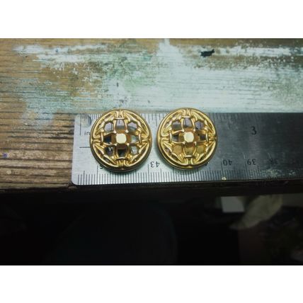 Vintage Gold Tone Clip On Earrings