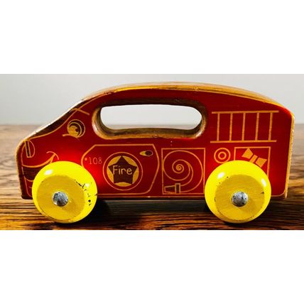 Fire Truck #108 wooden w/moveable wheels #09068459 HOLGATE 6 1/2" x 3" x 2 1/2"