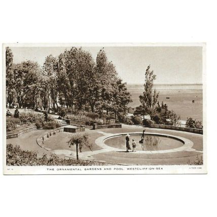 Ornamental Gardens And Pool, Westcliff-On-Sea, Essex, Postcard.