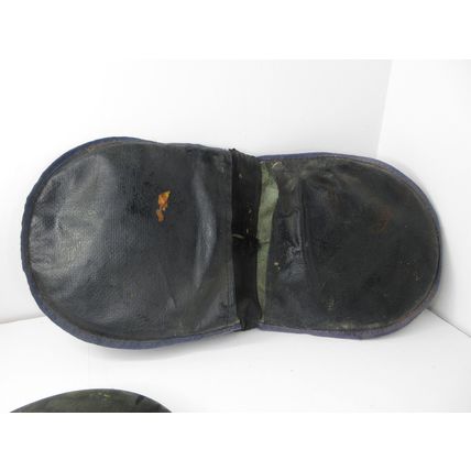 Vintage Set of 2 GILL Black Rubber 8.5" Discus 3.5lb w/ Carry Bag