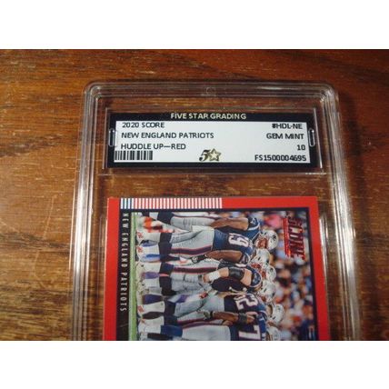 2020 Panini Score, Graded Gem Mint 10, NEW ENGLAND PATRIOTS, Huddle Up, Red