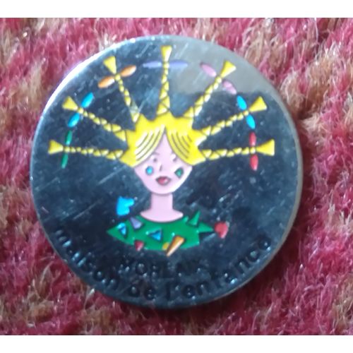 Pin Badge, Metal & Enamel: Maison De L'Enfance: Morlaix