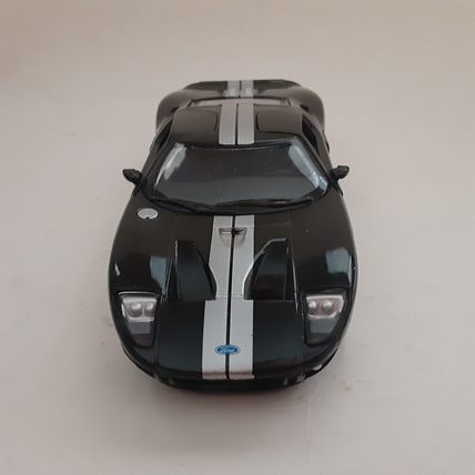 2006 Ford GT Kinsmart Pull Back with Opening Doors 1/36 Scale Works Great NICE