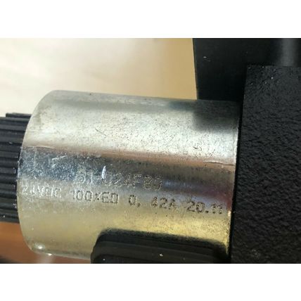 NEW PARKER D31VW001C4NJDLJ5 VALVE,PARKER D1VW004CNJDLJ591 HYDRAULIC VALVE,SE
