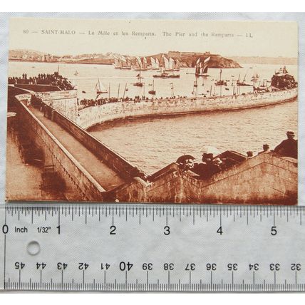 vintage postcard Saint Malo, The Pier & Ramparts