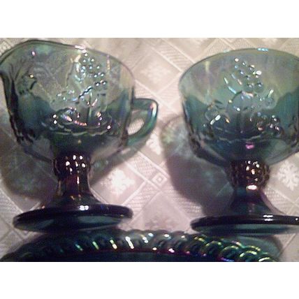 Carnival Glass blue creamer / sugar with tray