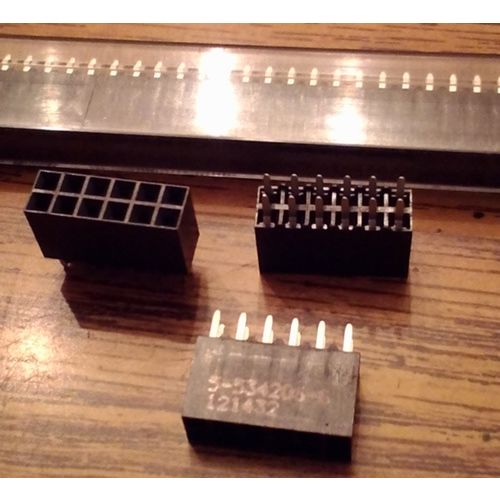 Lots of 37: TE Connectivity AMP 5-534206-6 :: FREE Shipping