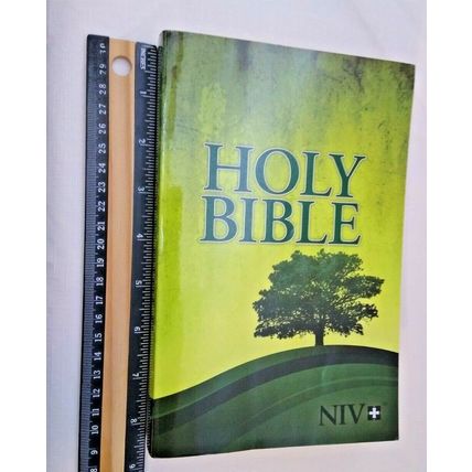 NIV Outreach Bible, Holy Bible 2011 Paperback - Fast Free Shipping!