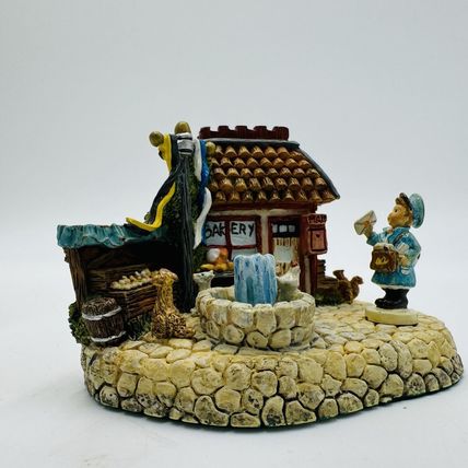 The Danbury Mint Hummel Goebel Miniature Figurine Postman 295-P Rare Set