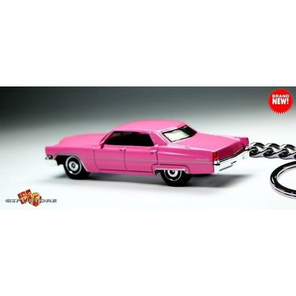 RARE KEYCHAIN MARY KAY 71/76 PINK CADILLAC DEVILLE CUSTOM Ltd GREAT GIFT