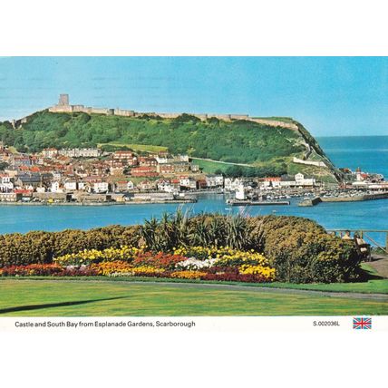 Scarborough Castle and South Bay Yorkshire Postcard posted 1994 VGC
