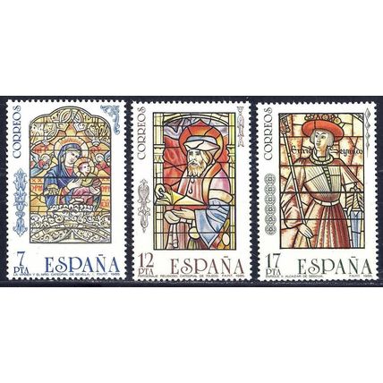 España. 1985. Mi # 2699 / 701. Artistic stained glass. Sevilla. Toledo. Segovia