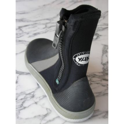 Yak Trak Ultra XL Zipped Wetsuit Boots Canoe Kayak Bag Sail Boat Windsurf Surf
