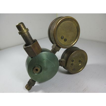 Vintage Marquette Welding Oxygen Pressure Regulator GW-6-1-10 Glass Gauges