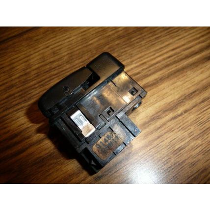 Volvo 850 850R LH Heated Seat Switch 9148765